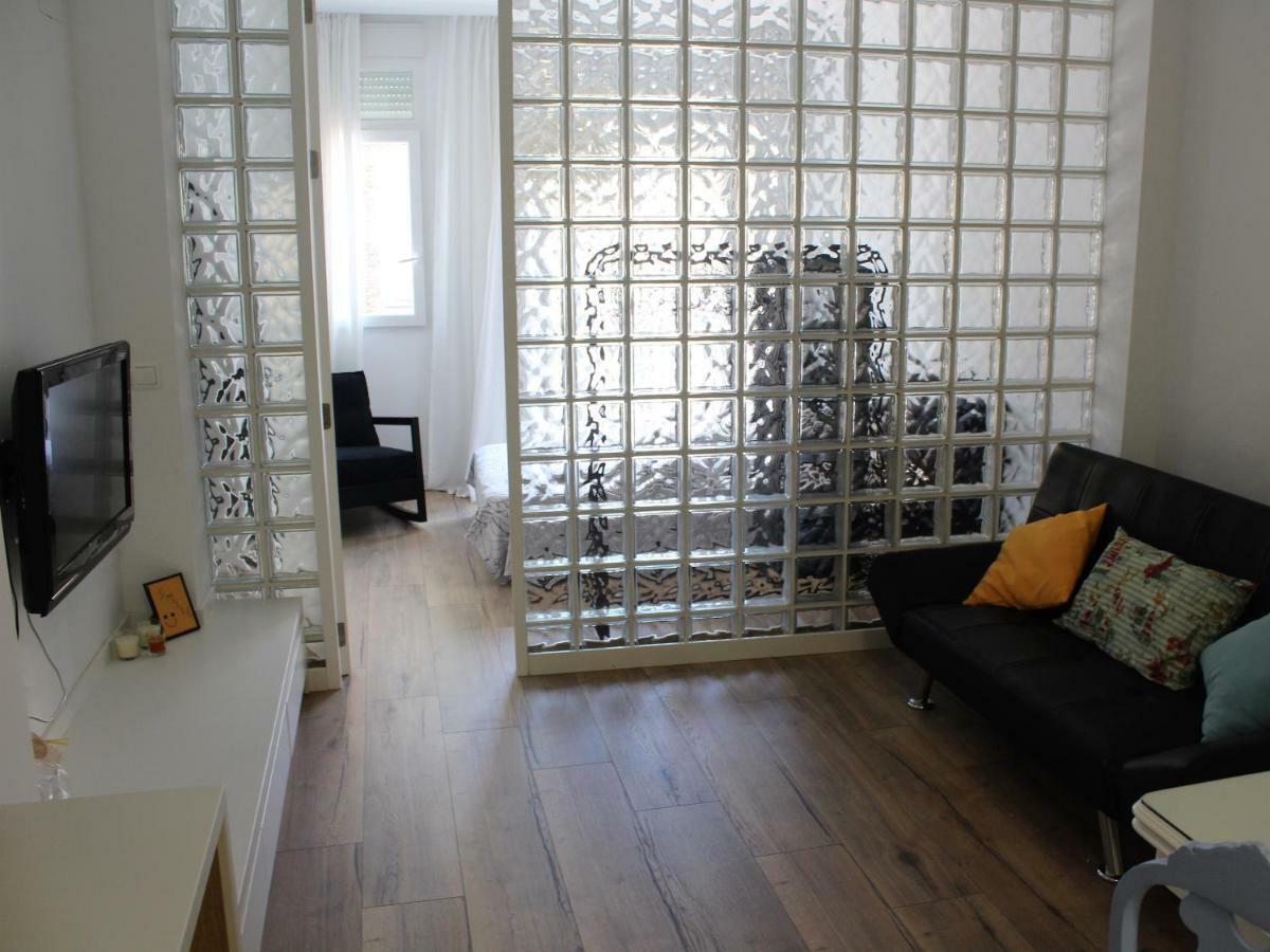 Moderno Apartamento En La Playa Del Cabanyal Apartment บาเลนเซีย ภายนอก รูปภาพ